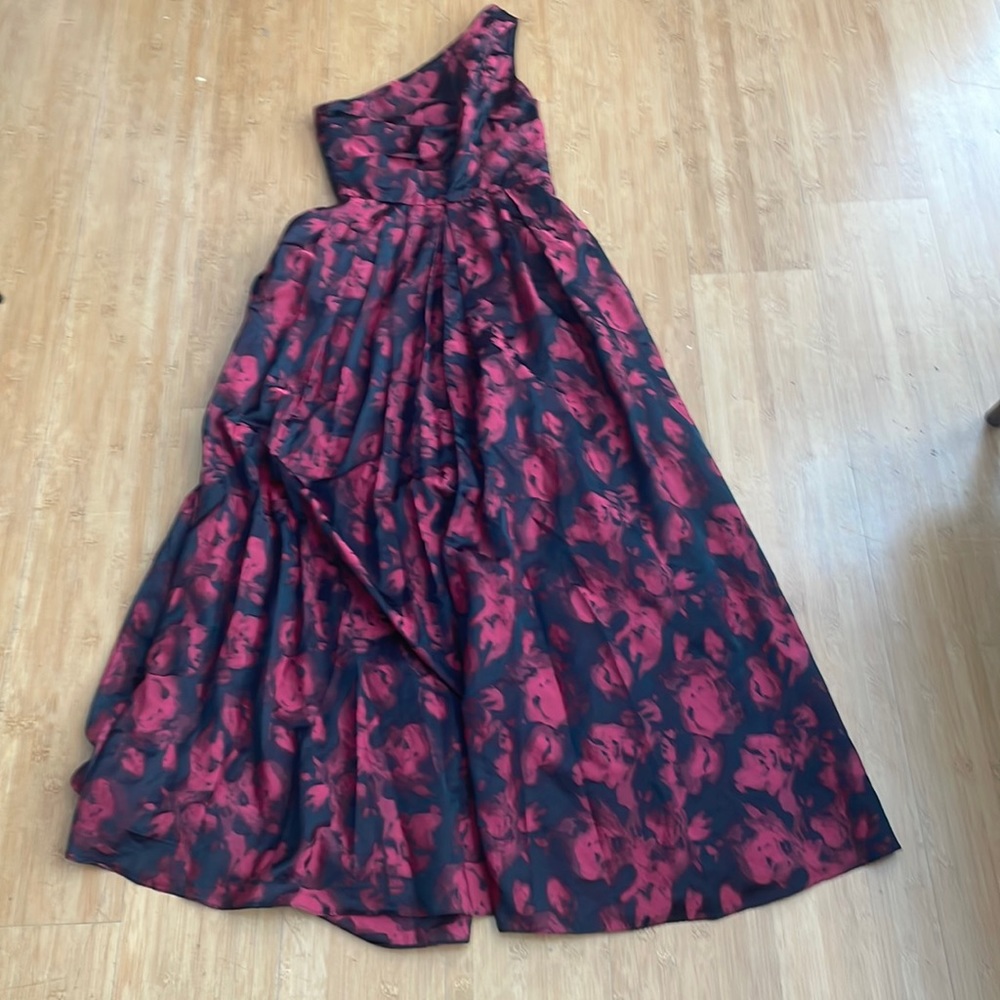 Gorgeous gown for social occasions